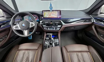 BMW 5-Series 2023, 66463 км, за 31846.83 USD - фото 7