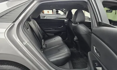 Hyundai Avante 2021, 90498 км, за 9780.75 USD - фото 11