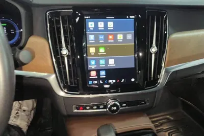 Volvo S90 New Energy 2022, 51000 км, за 27174 USD - фото 20