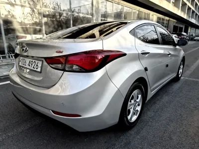 Hyundai Avante 2016, 92338 км, за 4135.49 USD
