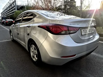 Hyundai Avante 2016, 92338 км, за 4135.49 USD - фото 6