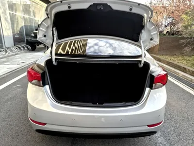 Hyundai Avante 2016, 92338 км, за 4135.49 USD - фото 9