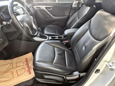 Hyundai Avante 2016, 92338 км, за 4135.49 USD - фото 10
