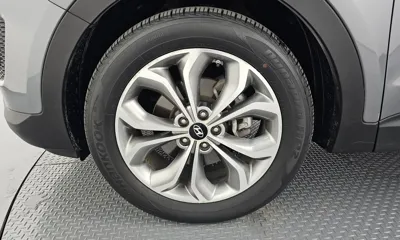 Hyundai Santafe 2015, 87396 км, за 7816.6 USD