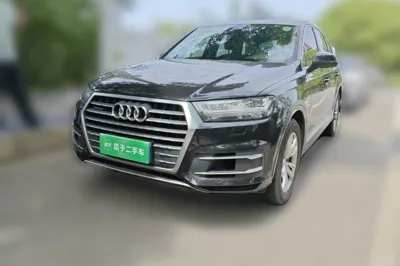 Audi Q7 · 2016 год