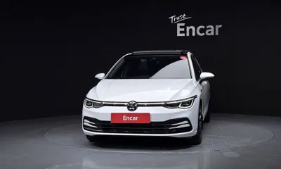 Volkswagen Golf 2024, 38734 км, за 19450.97 USD