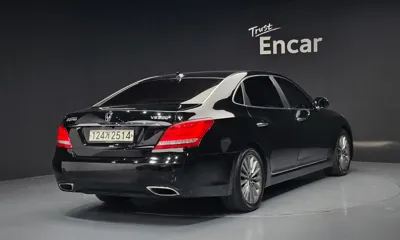 Hyundai Equus 2013, 65948 км, за 7214.13 USD