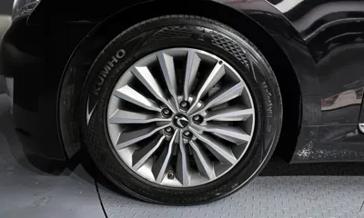 Hyundai Equus 2013, 65948 км, за 7214.13 USD