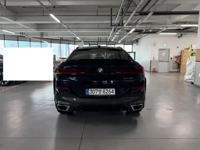 BMW X6 2026, 9765 км, за 76221.54 USD