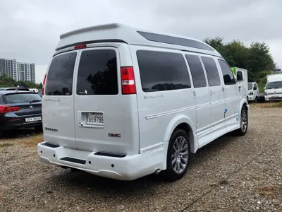 GMC Savana 2020, 61919 км, за 27916.44 USD - фото 11