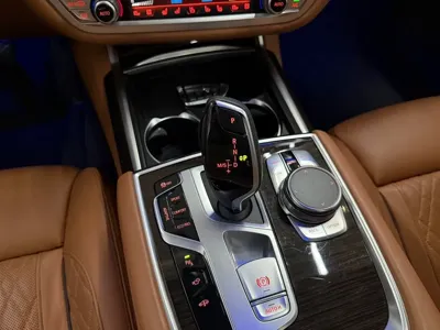 BMW 7-Series 2022, 114990 км, за 32164.89 USD - фото 9