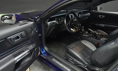 Ford Mustang 2019, 46298 км, за 29628.17 USD - фото 10