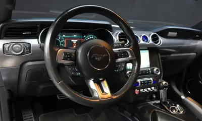 Ford Mustang 2019, 46298 км, за 29628.17 USD - фото 12
