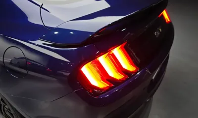Ford Mustang 2019, 46298 км, за 29628.17 USD - фото 23
