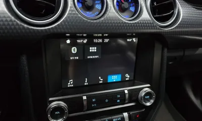 Ford Mustang 2019, 46298 км, за 29628.17 USD - фото 28