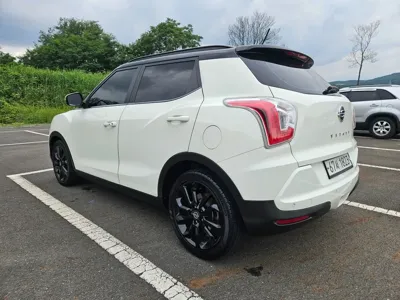 KG_Mobility_Ssangyong TIBOLI 2015, 154487 км, за 4266.77 USD