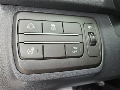 KG_Mobility_Ssangyong TIBOLI 2015, 154487 км, за 4232.6 USD - фото 16
