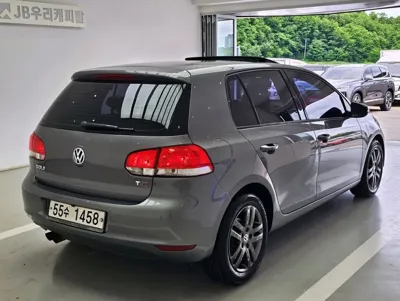 Volkswagen Golf 2012, 82212 км, за 3770.39 USD - фото 5