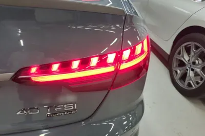 Audi A4L 2022, 33300 км, за 25010 USD - фото 9