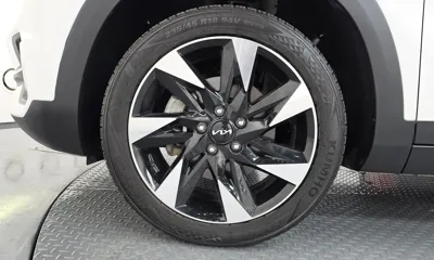 Kia Seltos 2023, 27015 км, за 13023.37 USD
