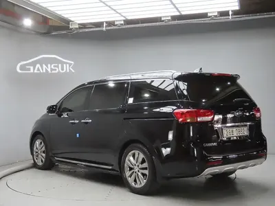 Kia Canival 2016, 56858 км, за 10233.69 USD