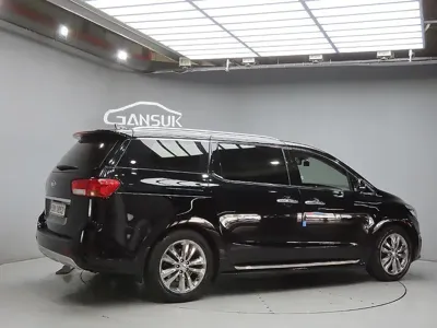 Kia Canival 2016, 56858 км, за 10233.69 USD