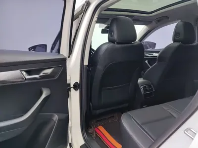 Skoda Karoq 2022, 21000 км, за 18977.72 USD - фото 12