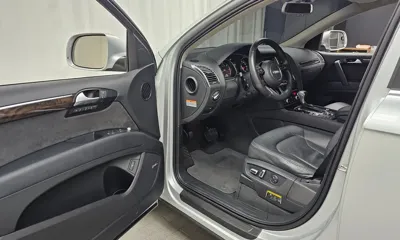 Audi Q7 2015, 84306 км, за 10174.61 USD - фото 10