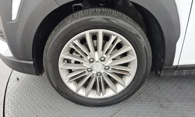 Hyundai Kona 2019, 29082 км, за 10271.93 USD