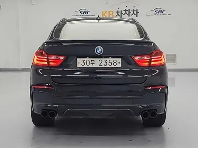 BMW X4 2015, 158000 км, за 9908.79 USD