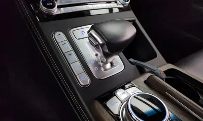 Genesis G90 2020, 109693 км, за 21747.77 USD - фото 9