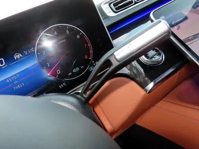 Mercedes-Benz S-Class 2022, 79794 км, за 60916.37 USD - фото 11
