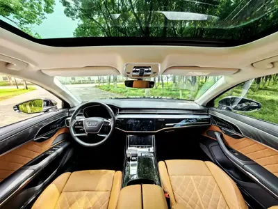 Audi A8 2025, 35000 км, за 122687.44 USD - фото 7