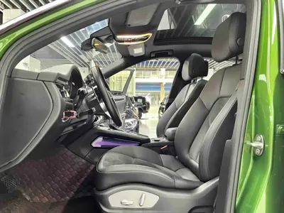 Porsche Macan 2020, 82800 км, за 26014.8 USD