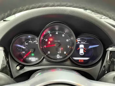 Porsche Macan 2020, 82800 км, за 26050.16 USD - фото 6