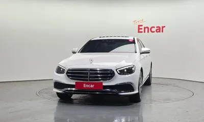 Mercedes-Benz E-Class 2023, 27692 км, за 30878.23 USD