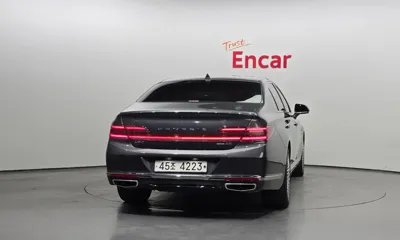 Genesis G90 2019, 119635 км, за 19764.69 USD