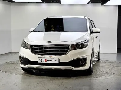 Kia Canival 2016, 203099 км, за 4005.7 USD