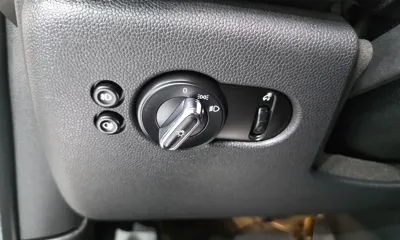 MINI Cooper 2018, 79187 км, за 6370.67 USD - фото 27
