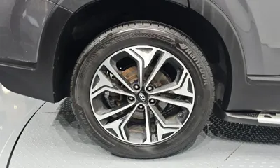 Hyundai Santafe 2019, 101535 км, за 11052.57 USD