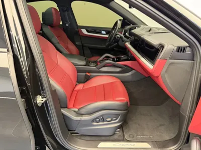 Porsche Cayenne 2024, 29369 км, за 86459.05 USD - фото 9