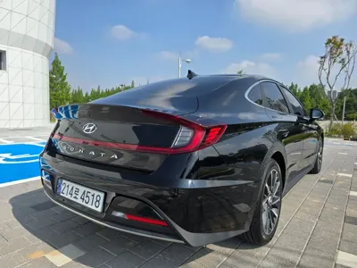 Hyundai Sonata 2023, 67466 км, за 14310.1 USD