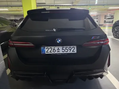 BMW M5 2026, 6260 км, за 130622.29 USD