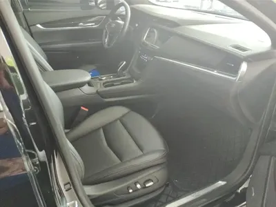 Cadillac XT5 2021, 81600 км, за 18216.24 USD - фото 8