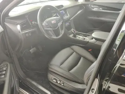 Cadillac XT5 2021, 81600 км, за 18216.24 USD - фото 9