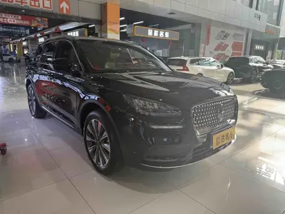 Lincoln Corsair 2022, 39400 км, за 17386.42 USD