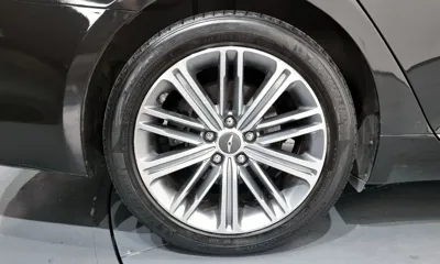 Genesis G80 2018, 121565 км, за 8861.76 USD