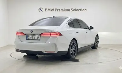 BMW 5-Series 2026, 4142 км, за 45293.42 USD