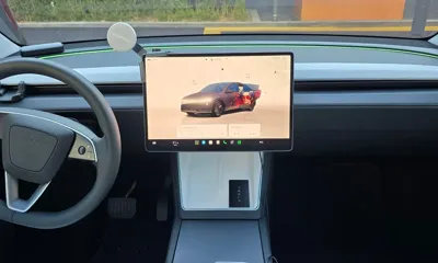 Tesla Model Y 2025, 20000 км, за 26750.01 USD