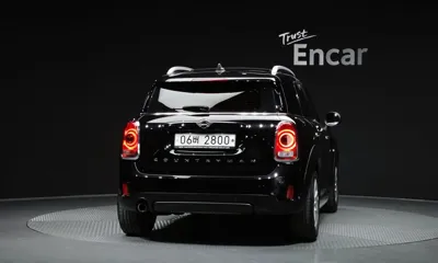 MINI Countryman 2019, 95761 км, за 9844.73 USD